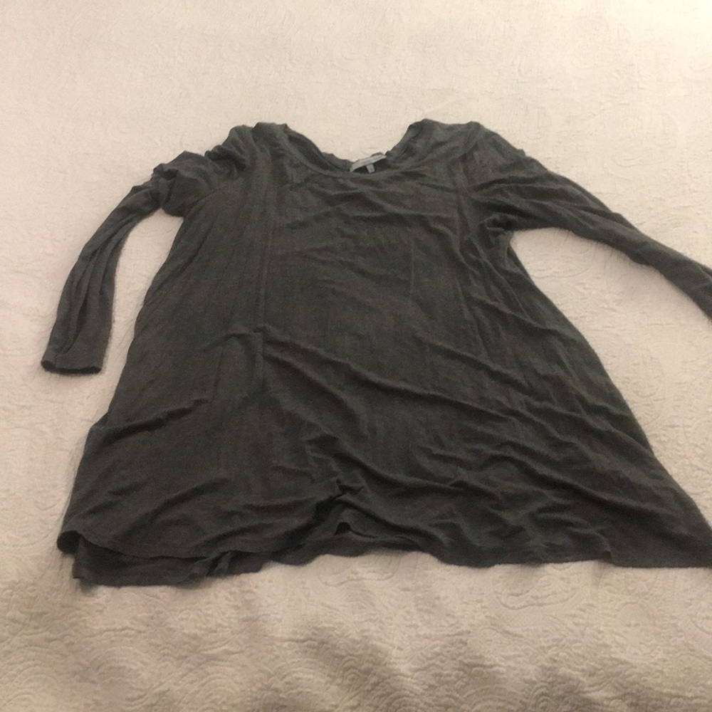 Carley jeane las Angela flowy long sleeve